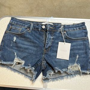 KanCan size XL denim destructed shorts NWT